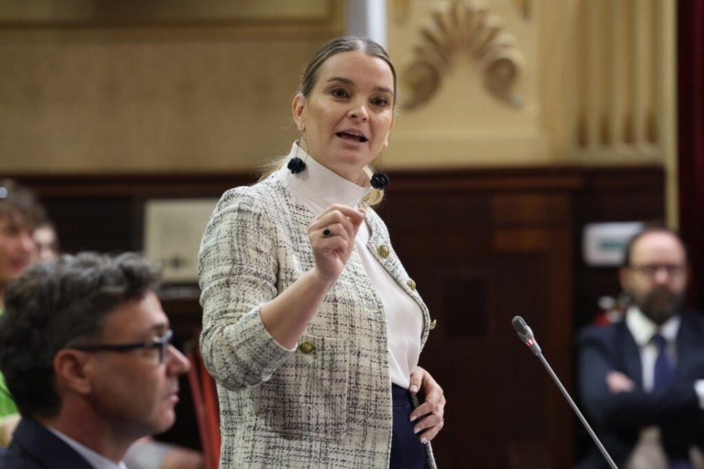 Presidenta Prohens en el Pleno del Parlament de les Illes Balears: Imágenes destacadas