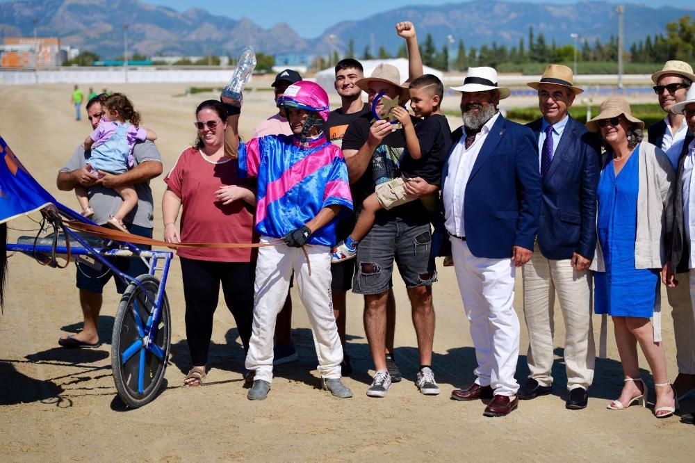 Helios Pierji y Joan Antoni Riera se coronan en el Grand Prix des Baleares durante la celebración del 20º aniversario de la jornada especial «Chapeau, sa Roqueta»