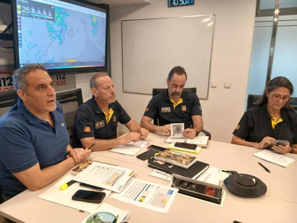 Emergencias advierte sobre la importancia de "no confiarse y mantenerse actualizado" ante la inestabilidad meteorológica del fin de semana