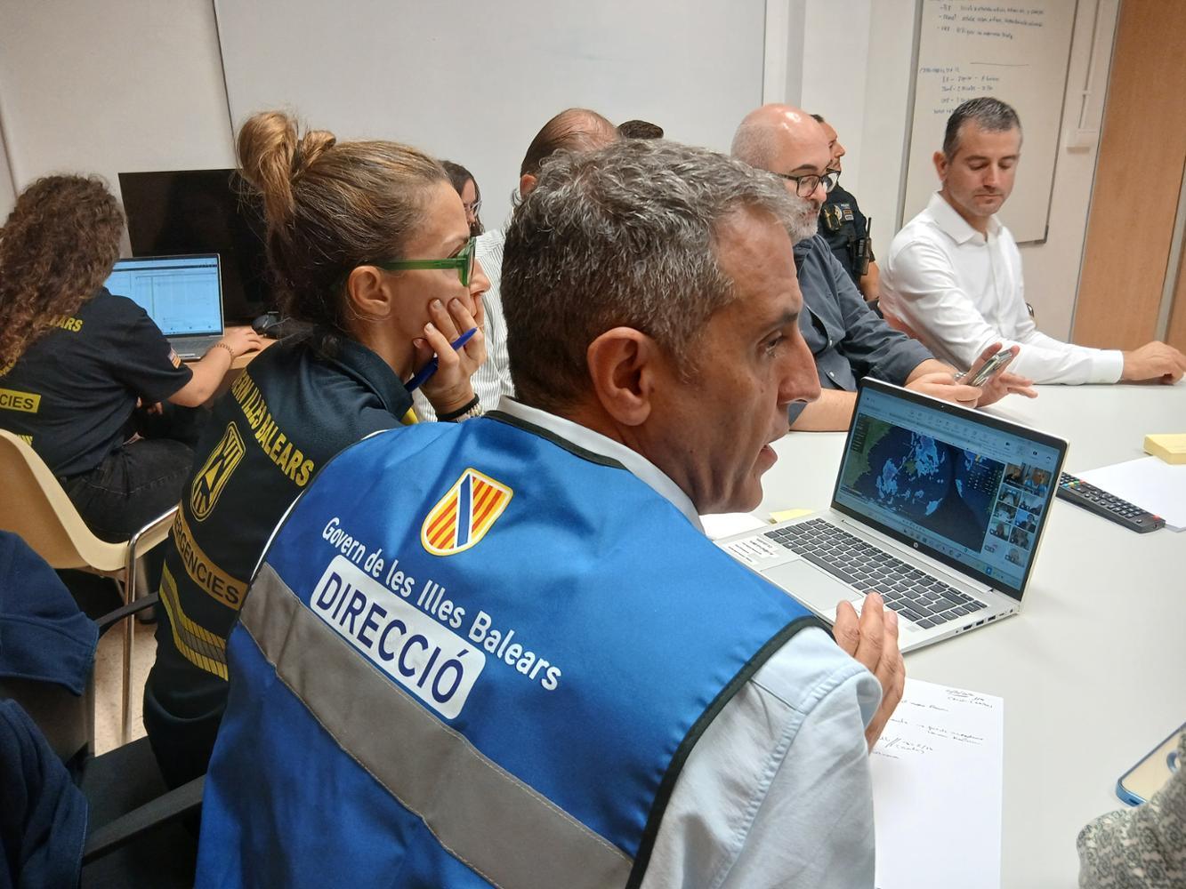 Emergencias coordina acciones en las áreas más afectadas por la DANA Adam en Pitiusas y Mallorca, mientras sigue de cerca una situación en mejora a pesar de la inestabilidad