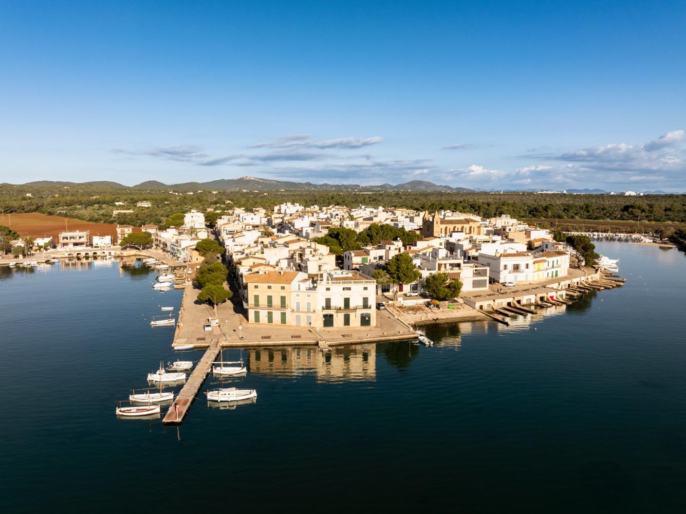 PortsIB asigna casi un millón de euros para el mantenimiento de sistemas de amarre y estructuras submarinas en diversos puertos de Mallorca
